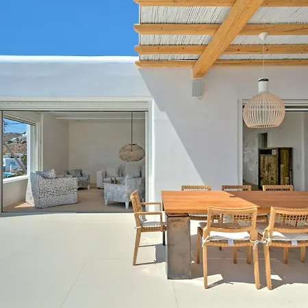 The Absolute Beachfront Luxury * Platys Gialos (Mykonos)