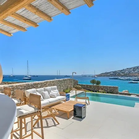 The Absolute Beachfront Luxury Platys Gialos (Mykonos)