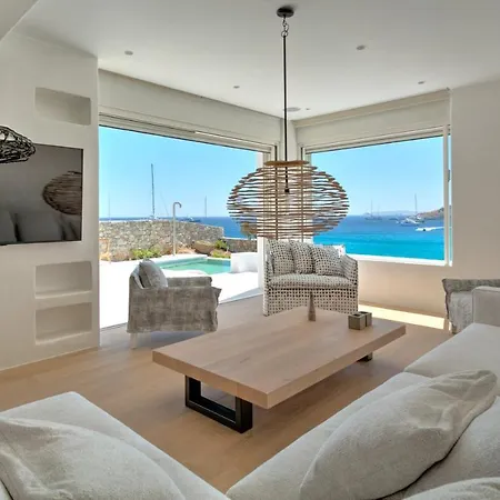 Villa The Absolute Beachfront Luxury