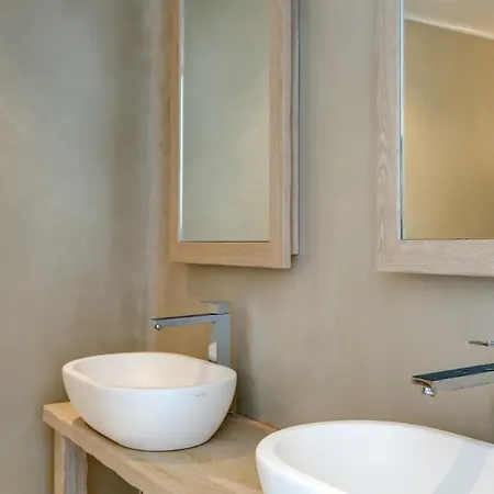 The Absolute Beachfront Luxury Vila Platys Gialos (Mykonos)