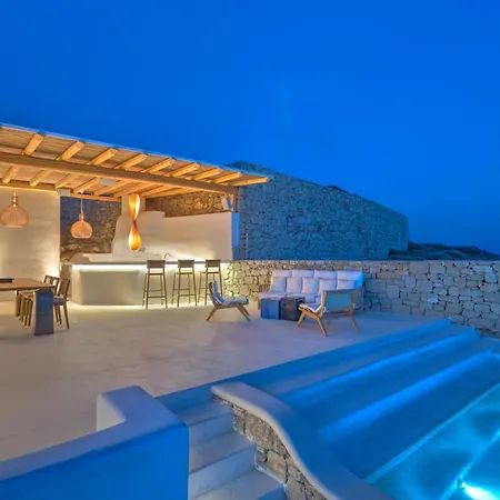The Absolute Beachfront Luxury Platys Gialos (Mykonos)
